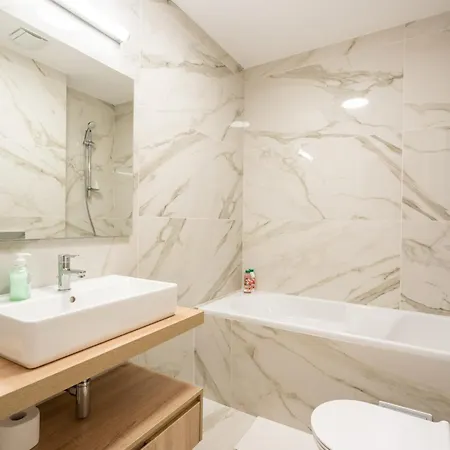 Apartment Candy Crush I 1 Bedroom With Free Underground Parking